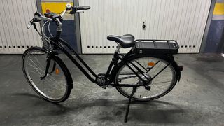 Bicicleta urbana negra