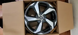 4 Llantas 18" Toyota Rav4 Nuevas