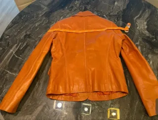CHAQUETA DE AUTÉNTICA PIEL