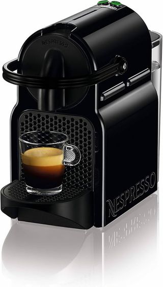 Cafetera Nespresso Negra