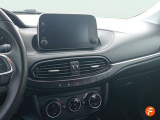 Fiat Tipo 1.4 16v Pop 70kW (95CV) gasolina 5P