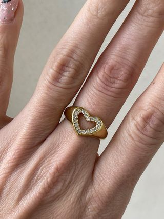 Anello cuore zirconi acciaio dorato
