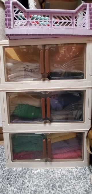 4 Scatole di stoccaggio impilabili con armadio a rotelle