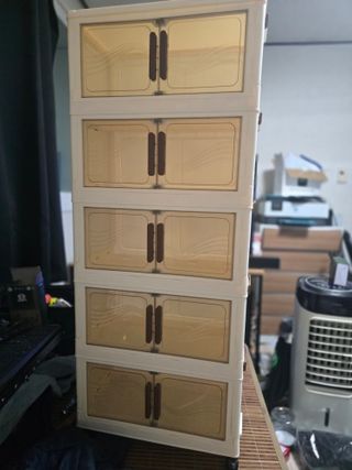 4 Scatole di stoccaggio impilabili con armadio a rotelle