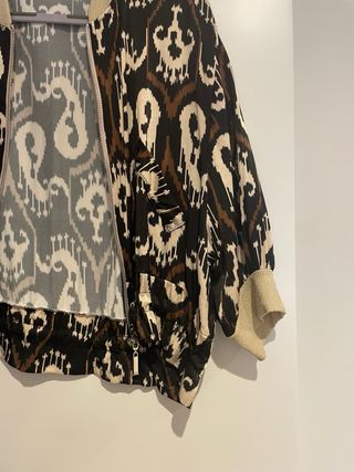 Cazadora Made in Italy Estampada