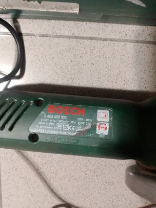 Radial Bosch con maletín