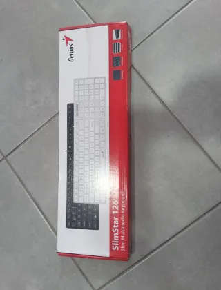 Teclado Genius SlimStar 126 USB Preto