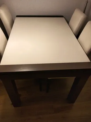 Mesa de comedor extensible No se envia