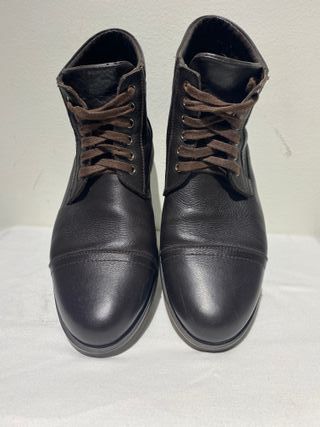 Botines de piel de Zara color marrón