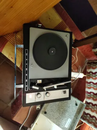 Tocadiscos Maleta Stibert Años 60