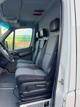 Volkswagen Crafter 2012