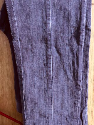 Pantalón pana morado