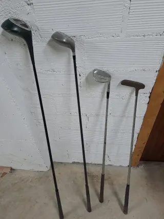 9 Palos de Golf Antiguos
