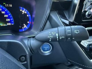 Toyota Corolla 1.8 125H ACTIVE TECH E-CVT