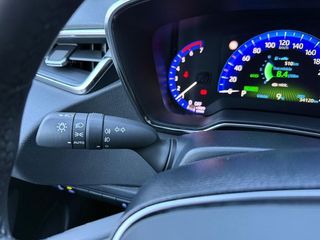 Toyota Corolla 1.8 125H ACTIVE TECH E-CVT