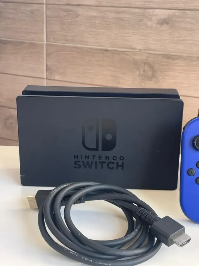 COMO NUEVO Nintendo switch con accesorios