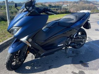 YAMAHA TMAX DX 2019 DONOSTI