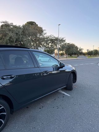 Volkswagen Golf 2021