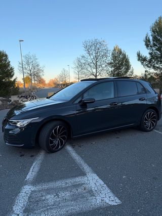 Volkswagen Golf 2021