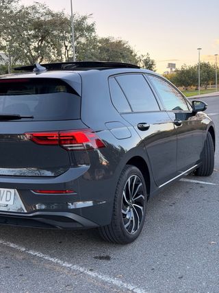 Volkswagen Golf 2021