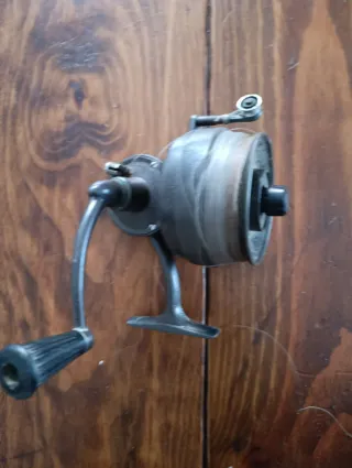 3 Carretes de pesca sagarra