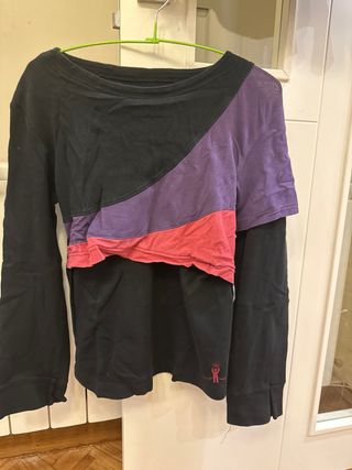 Ropa de lactancia negra y multicolor