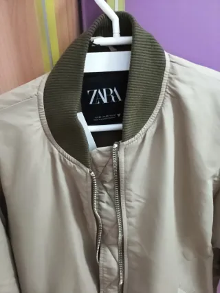 Abrigo Zara Beige y Verde Militar