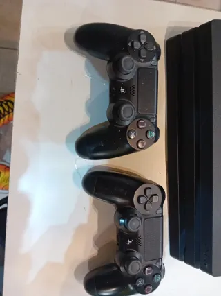 PlayStation 4 Pro (PS4 Pro) 1TB Nera