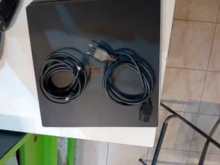 PlayStation 4 Pro (PS4 Pro) 1TB Nera