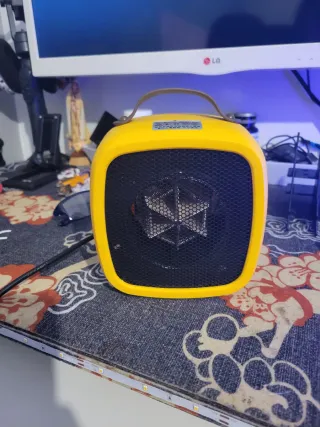 Calefactor Eléctrico Portátil Amarillo