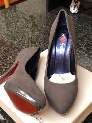 Scarpe décolleté tacco alto grigie rosse