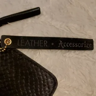 Portafoglio in pelle scamosciata nero