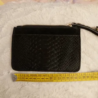 Portafoglio in pelle scamosciata nero