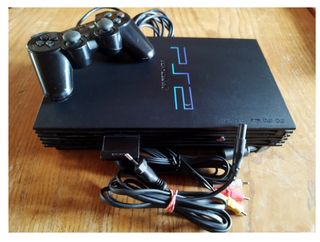 PLAYSTATION 2  Y JUEGOS