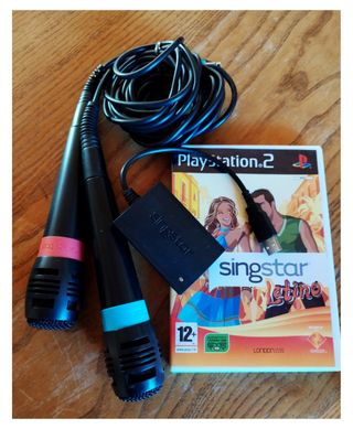 PLAYSTATION 2  Y JUEGOS