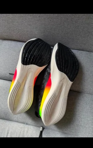 Nike Zoom Fly 4 Nuevas Running / Carbono