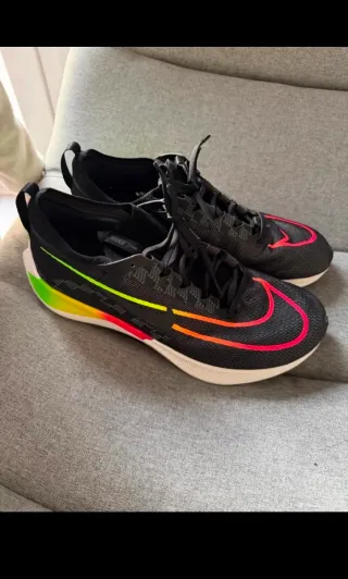 Nike Zoom Fly 4 Nuevas Running / Carbono