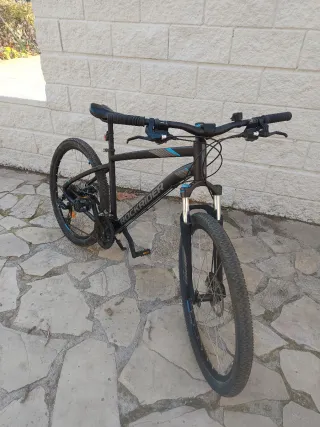 Bicicleta Rockrider ST520 Negra