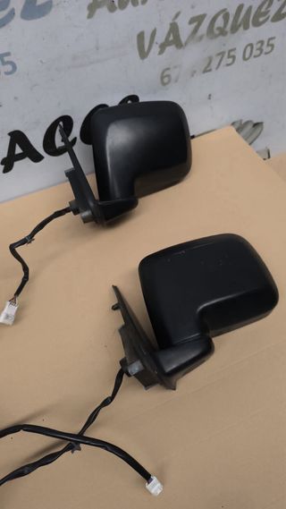 Espejos retrovisores eléctricos Nissan Terrano II