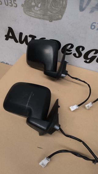 Espejos retrovisores eléctricos Nissan Terrano II