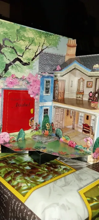 CASA DE MU�ECAS-LIBRO MAQUETA