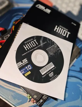 Placa base, procesador, memoria, disco ssd