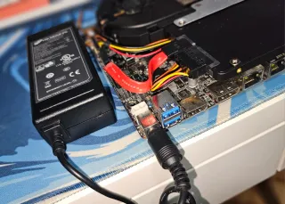 Placa base, procesador, memoria, disco ssd