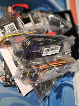 Placa base, procesador, memoria, disco ssd