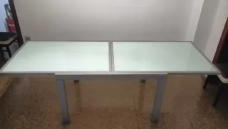 Mesa comedor extensible cristal y metal