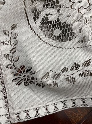 Gran mantelería 255x150cm encaje floral