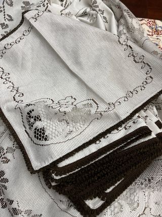 Gran mantelería 255x150cm encaje floral