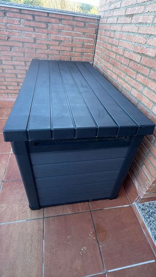 Arcón exterior resina gris y negro