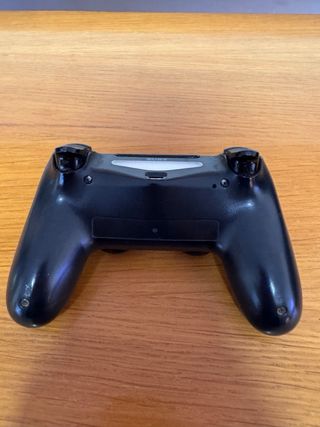 Mando PS4 negro