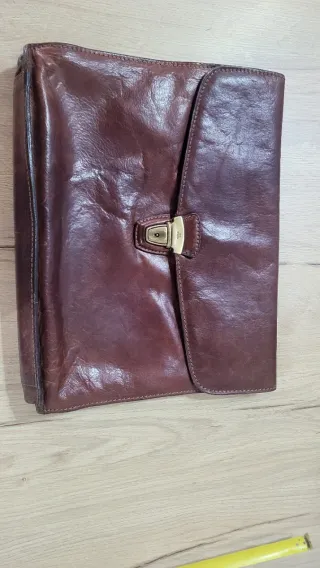 Valigetta pochette The Bridge in pelle marrone